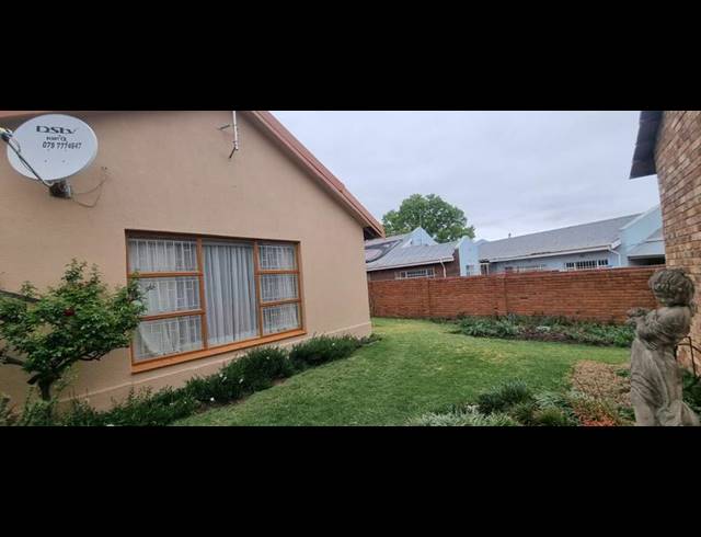 3 BEDROOM HOUSE FOR SALE IN MEYERVILLE